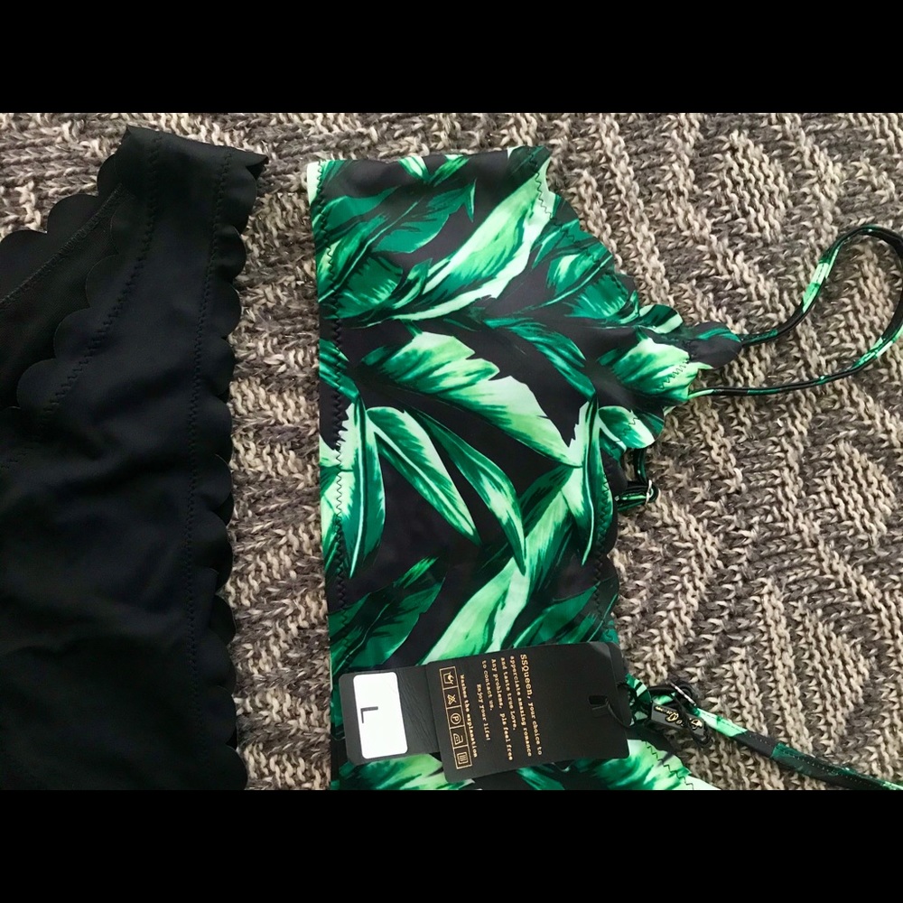 Tropical bikini